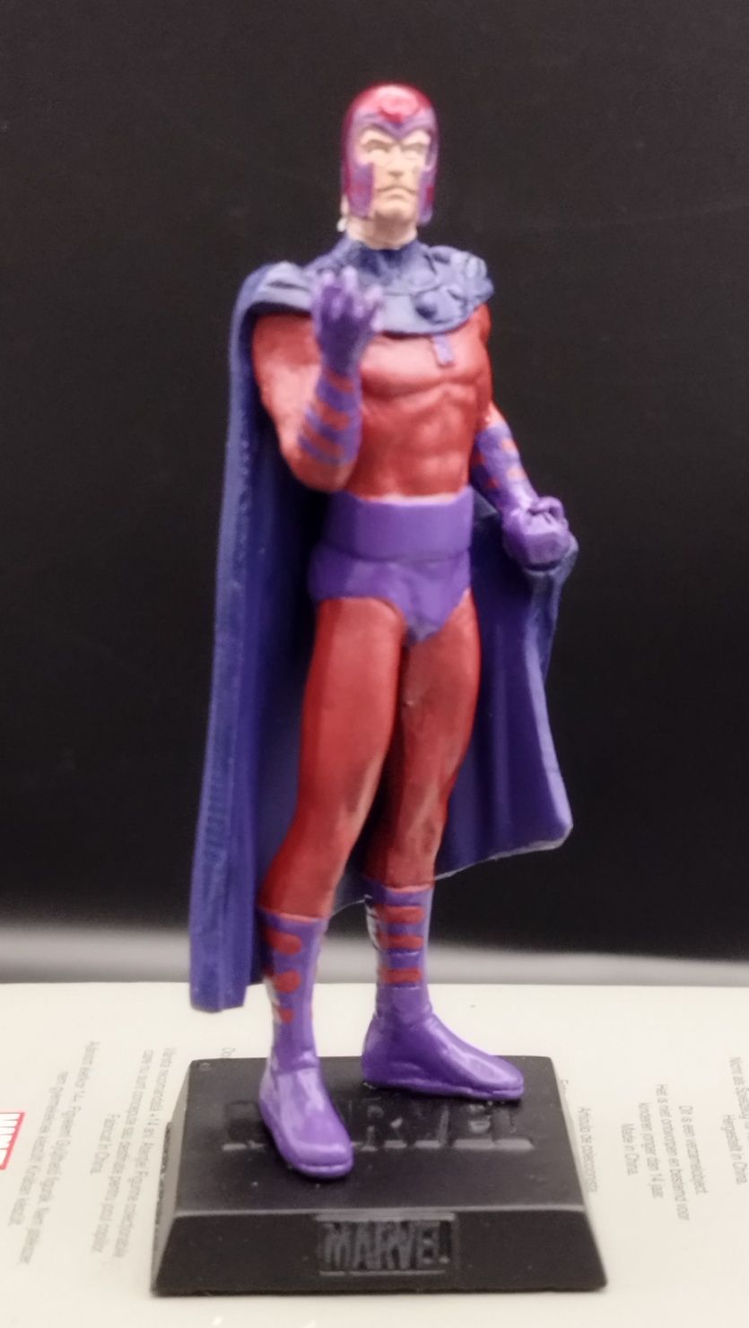Figurka Marvel Magneto klasyczna ok 8 cm