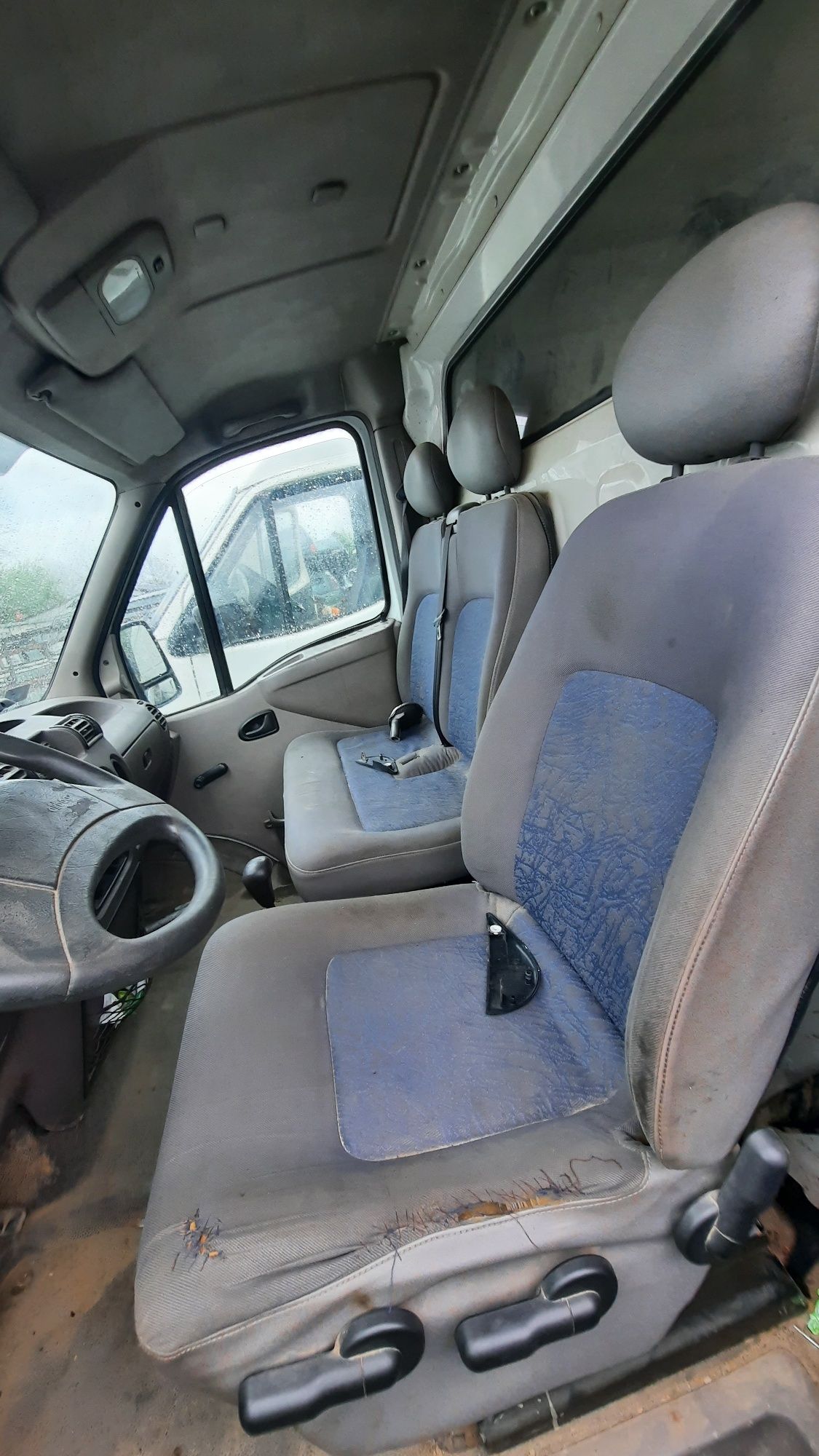 Fotel kierowcy pasażera Renault Master II  1999r