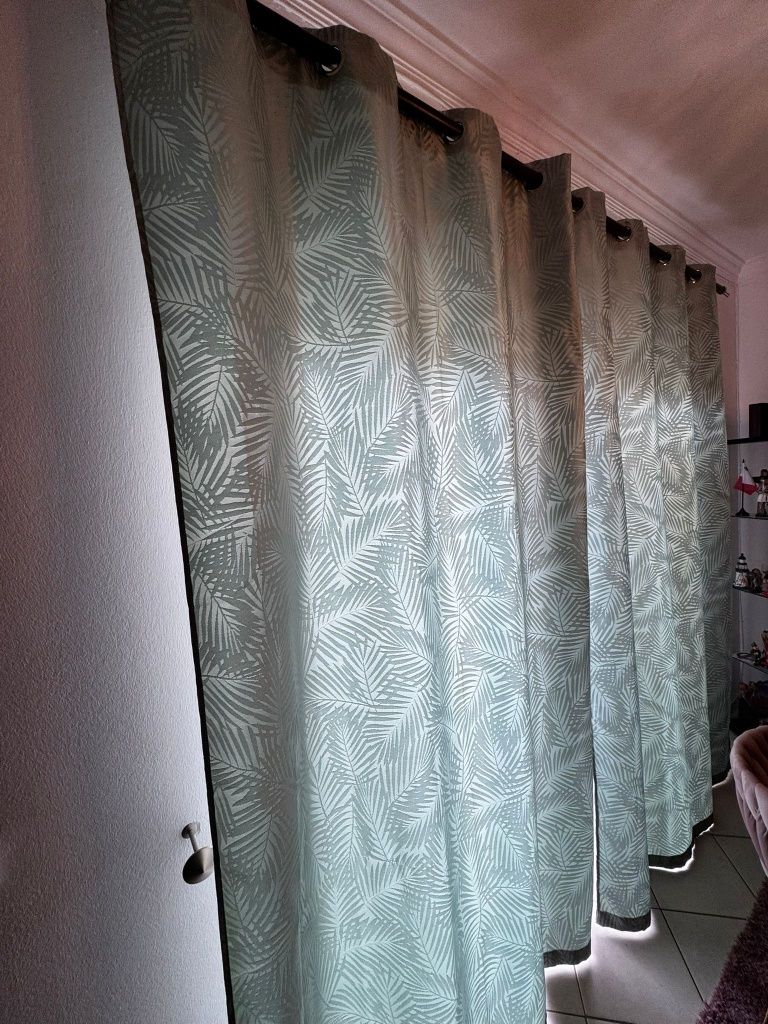 2 Cortinados novos