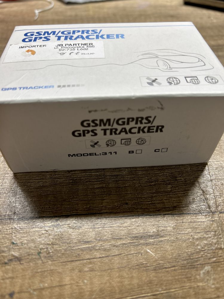 Lokalizator GPS TK311C serwer pilot 8-80 V TRACKER