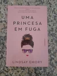 Livro "Uma Princesa em fuga" (Lindsay Emory)
