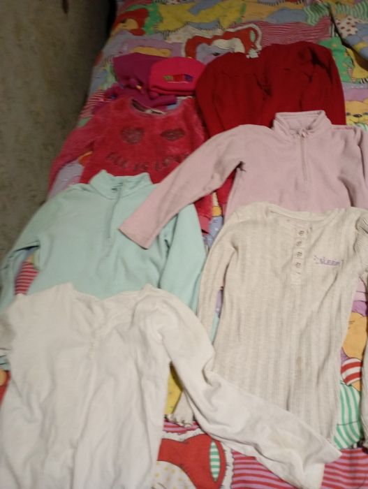 Безкоштовно речі на дівчинку