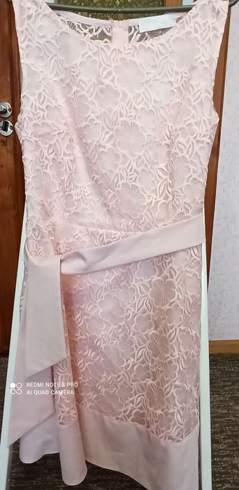 Продається плаття.