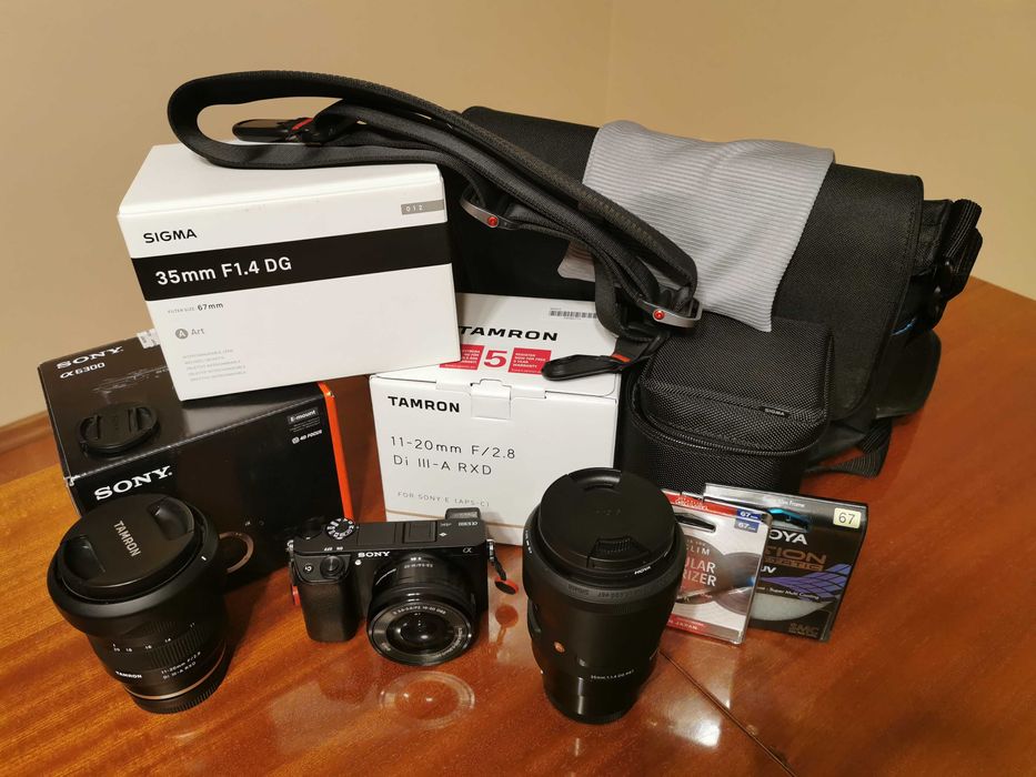 Bogaty zestaw Sony a6300, Sigma Art 35mm, Tamron 11-20mm