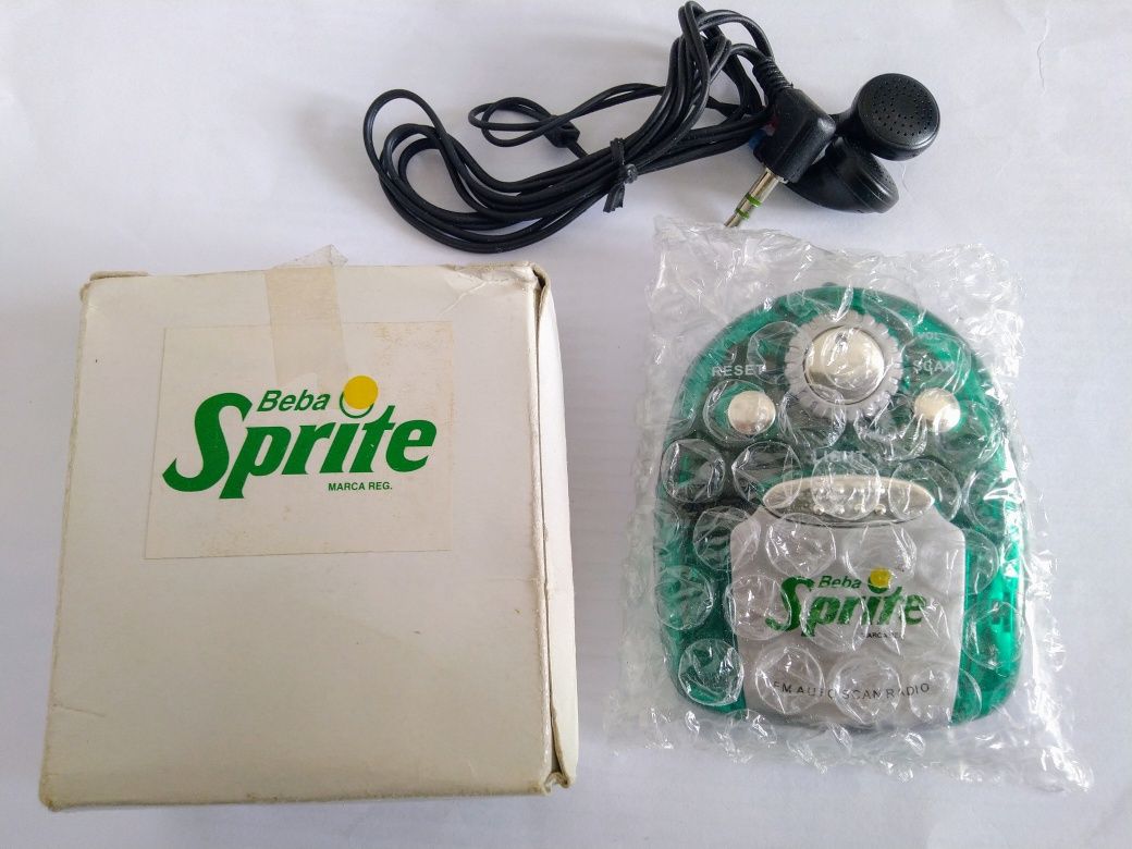 Mini radio Sprite novo.