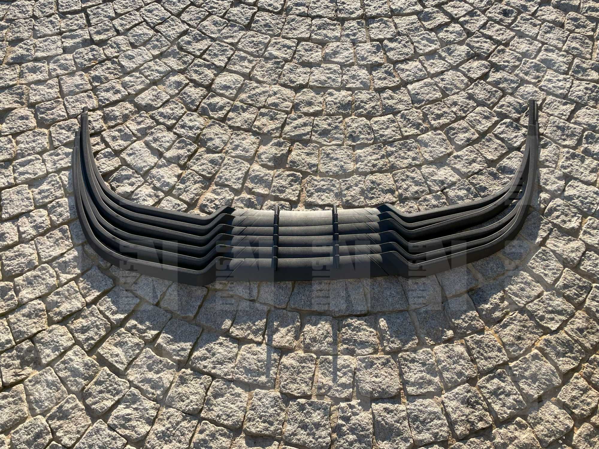 LIP CUPRA - universal