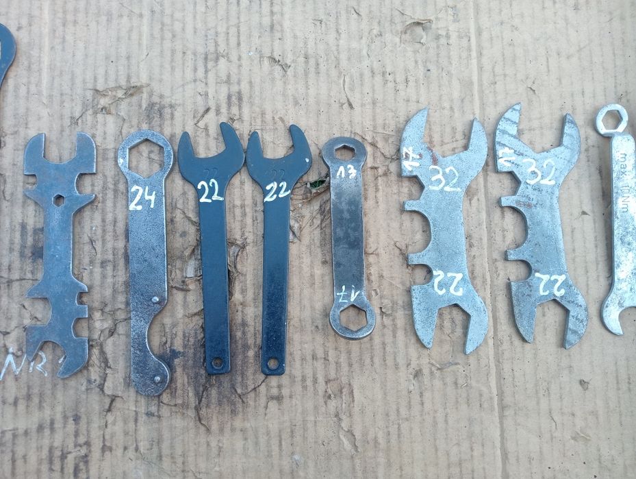 Stare nietypowe klucze z epoki PRL