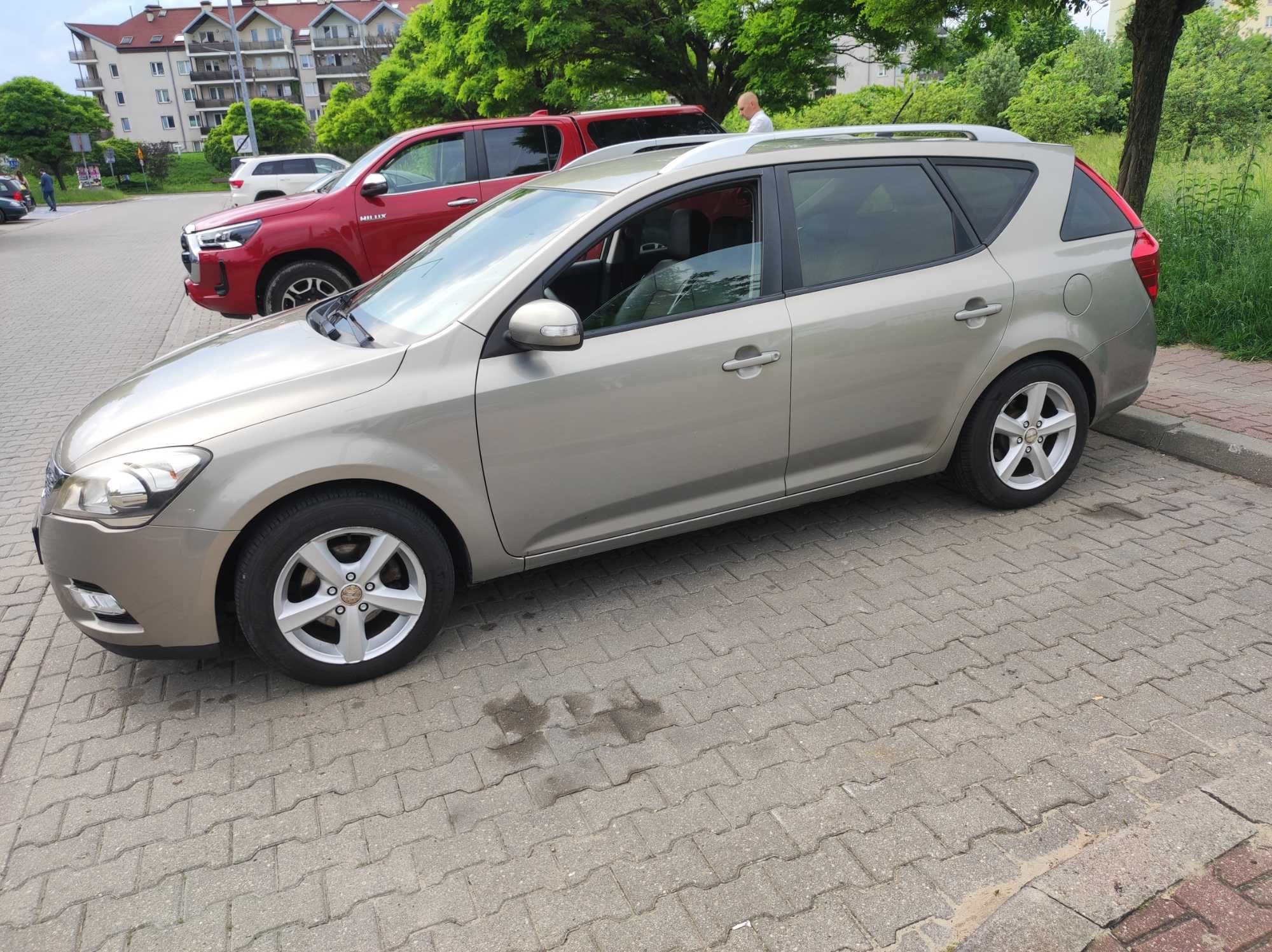 KIA CEED - KOMBI 2011 rok. 1.6 Crdi