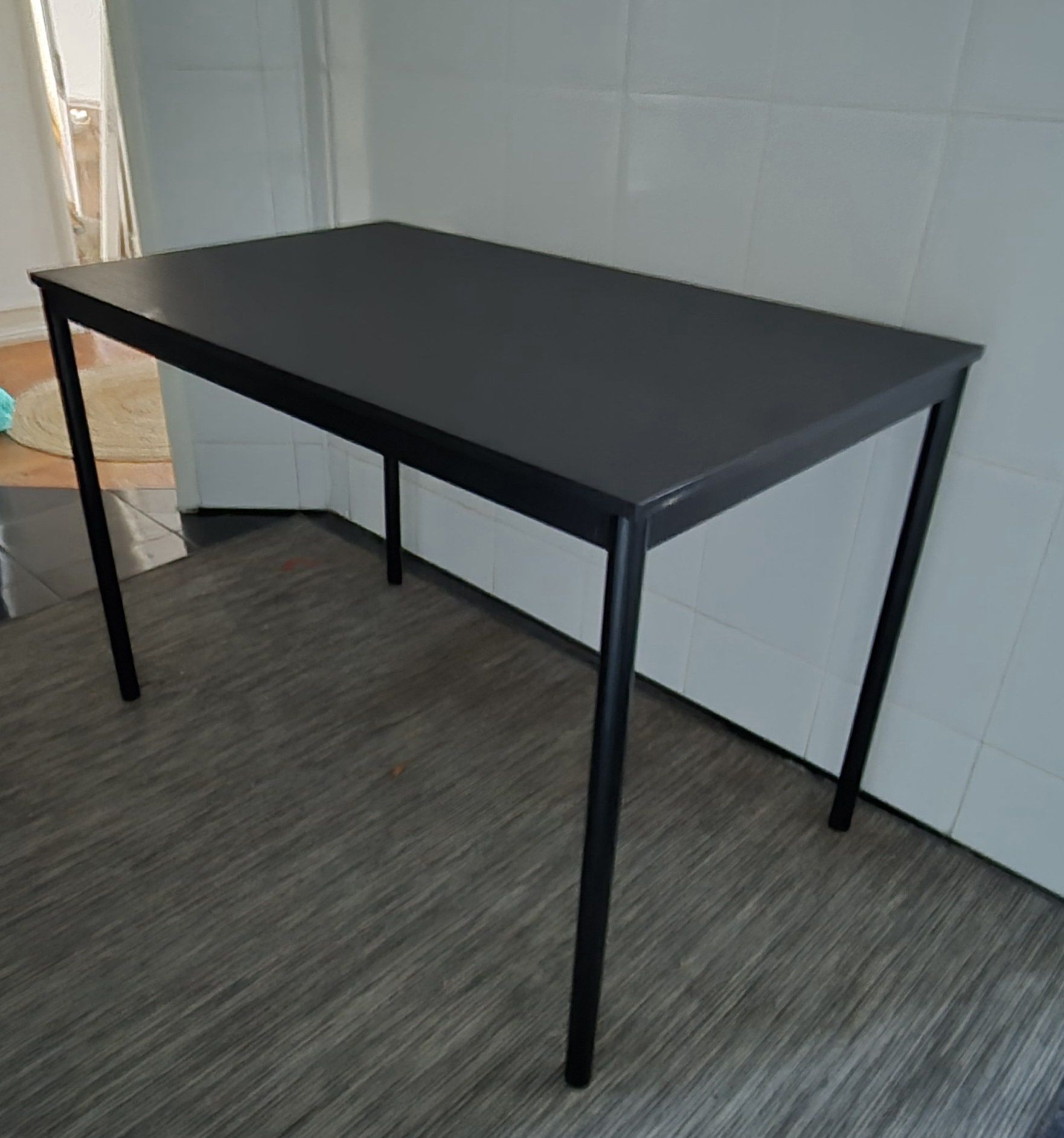 Mesa preta Ikea cozinha/sala