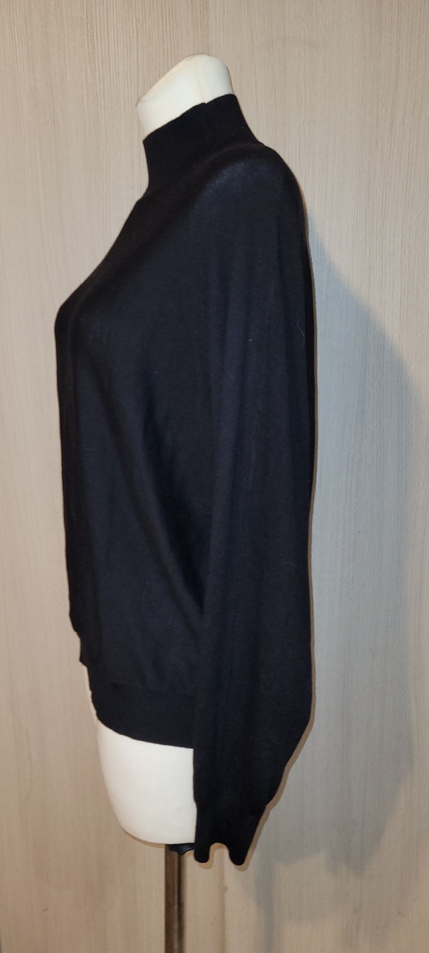 Swetr czarny rozmiar 3 XL H&M