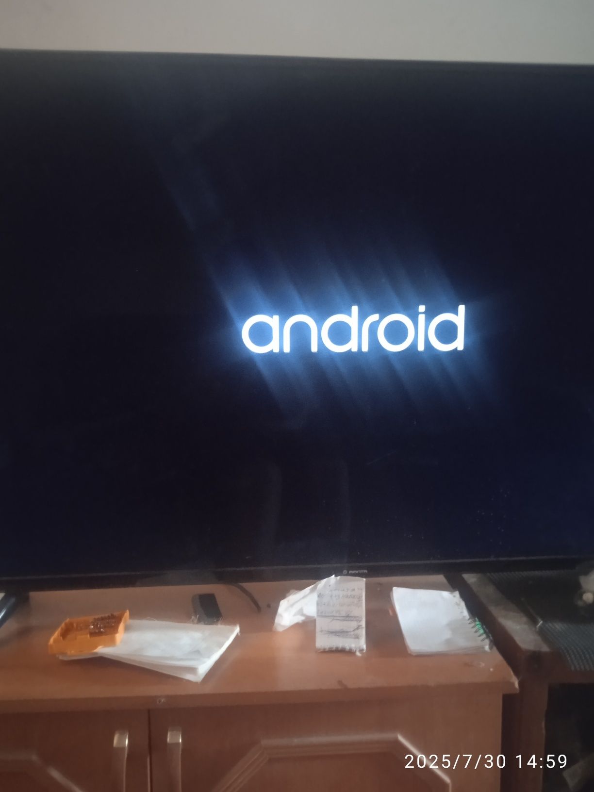 Плазменный телевизор Manta android