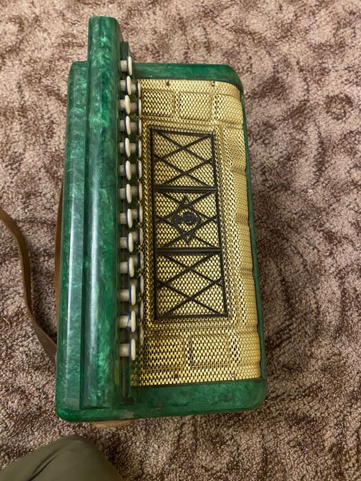 Продам гармошку СССР