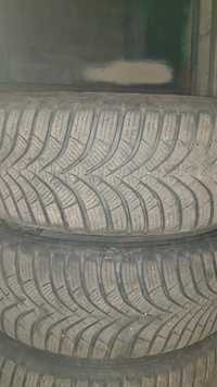 Продам колеса зимові 195/65 R15