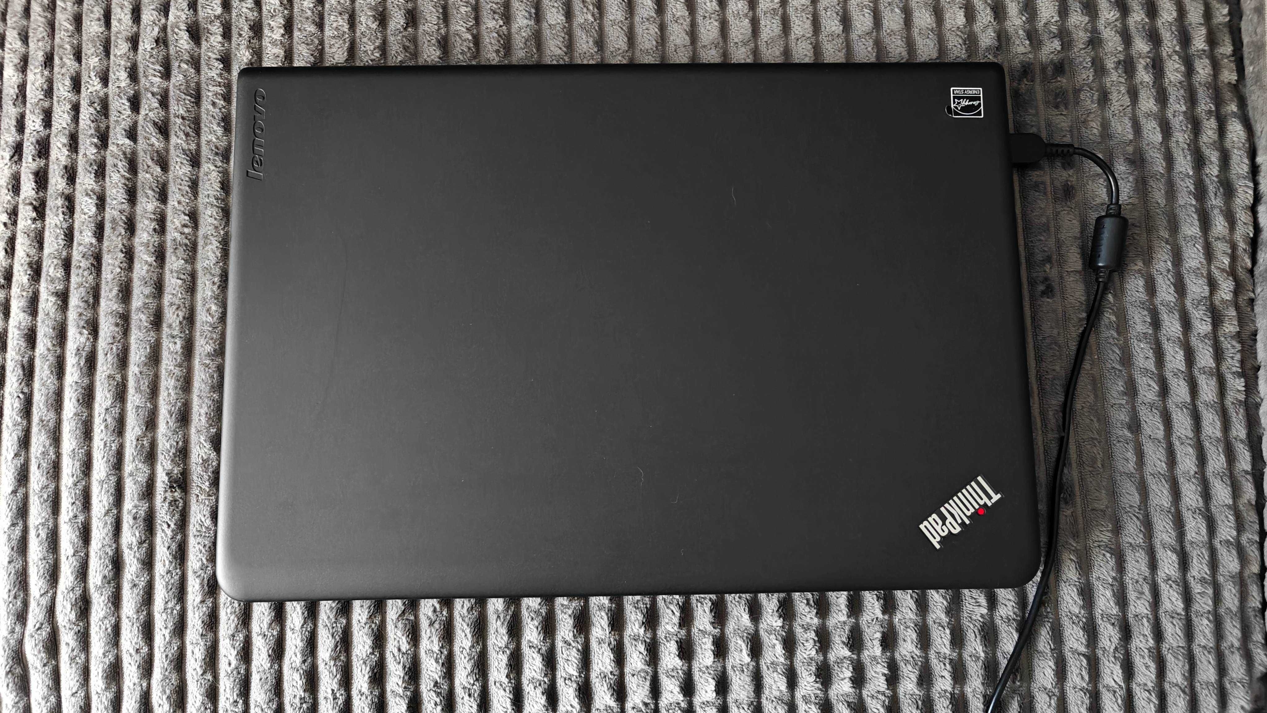 Laptop Lenovo ThinkPad E550 – i5/8 GB RAM/256GB SSD/Win10 Pro/torba