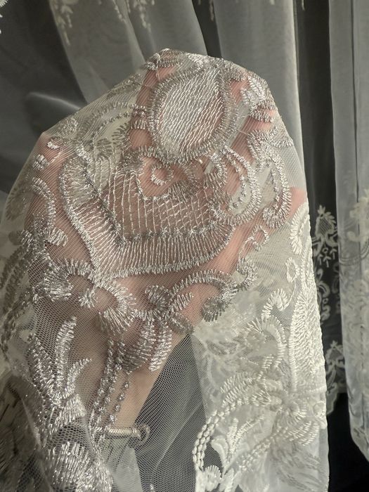 Готовые тюли по 5м высотой 1,70м , гардины на кухню