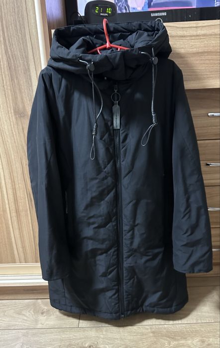 Жіноча демисезонна куртка пальто Towmy розмір L