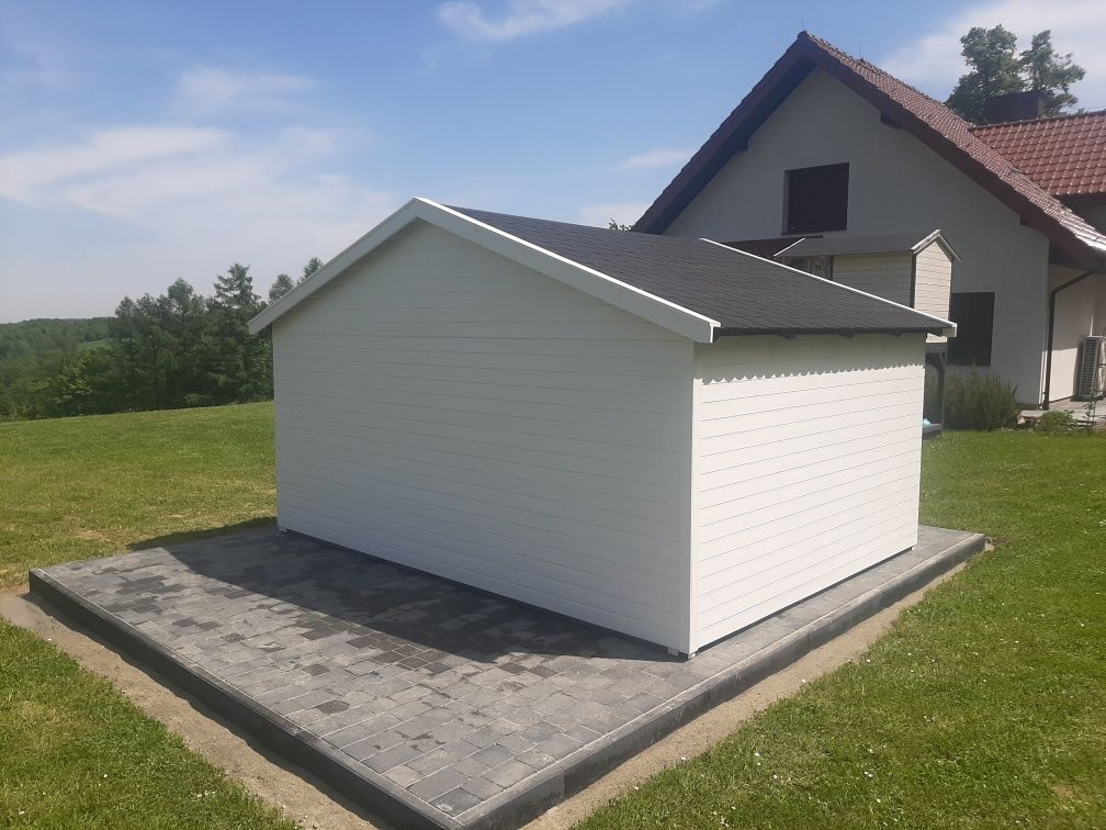 Kojec dla psa drewniany