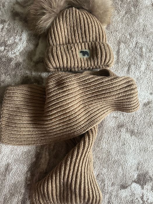 Шапочка з шарфом