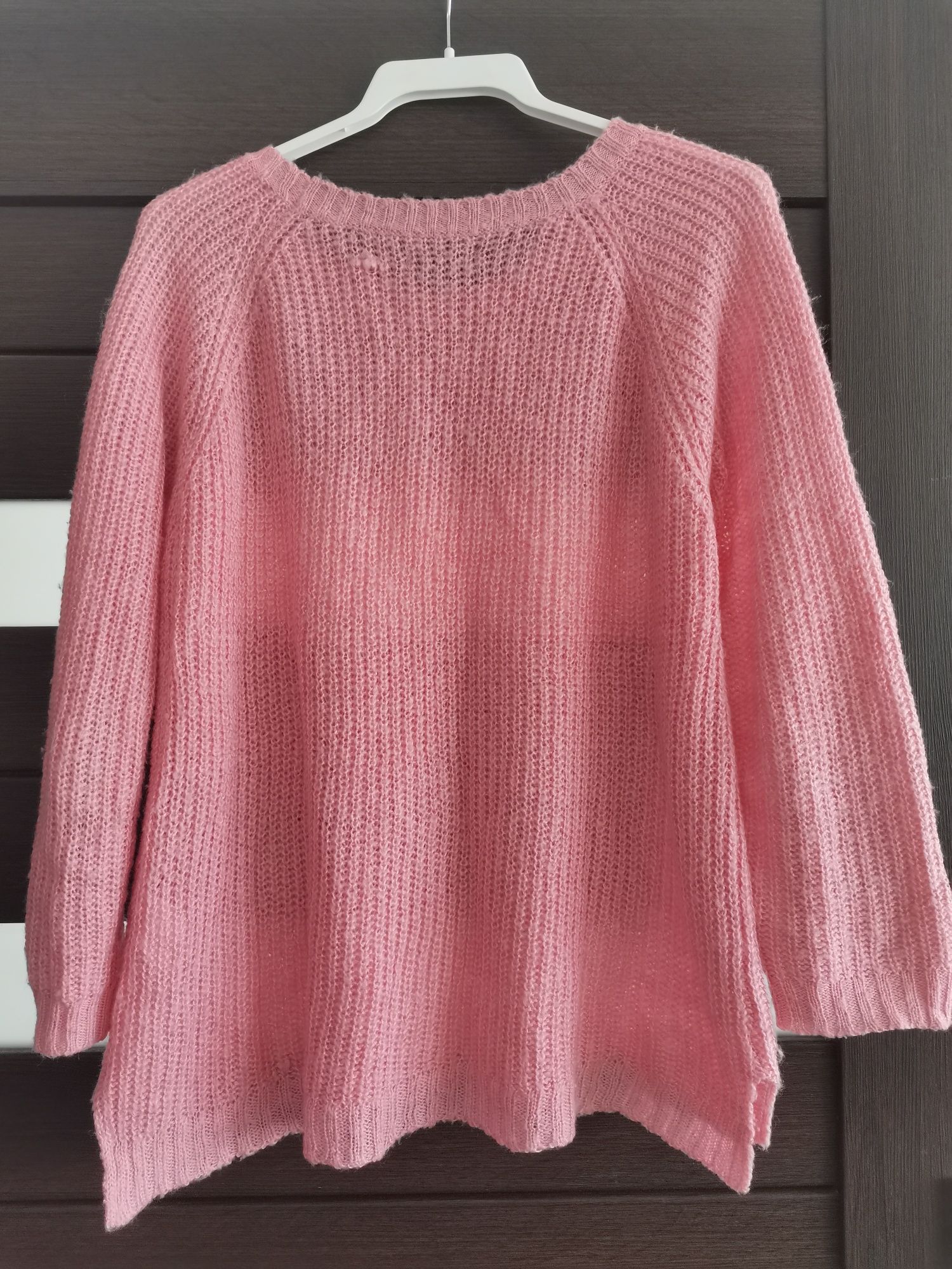 Sweterek różowy pudrowy 36/38 s/m lekki