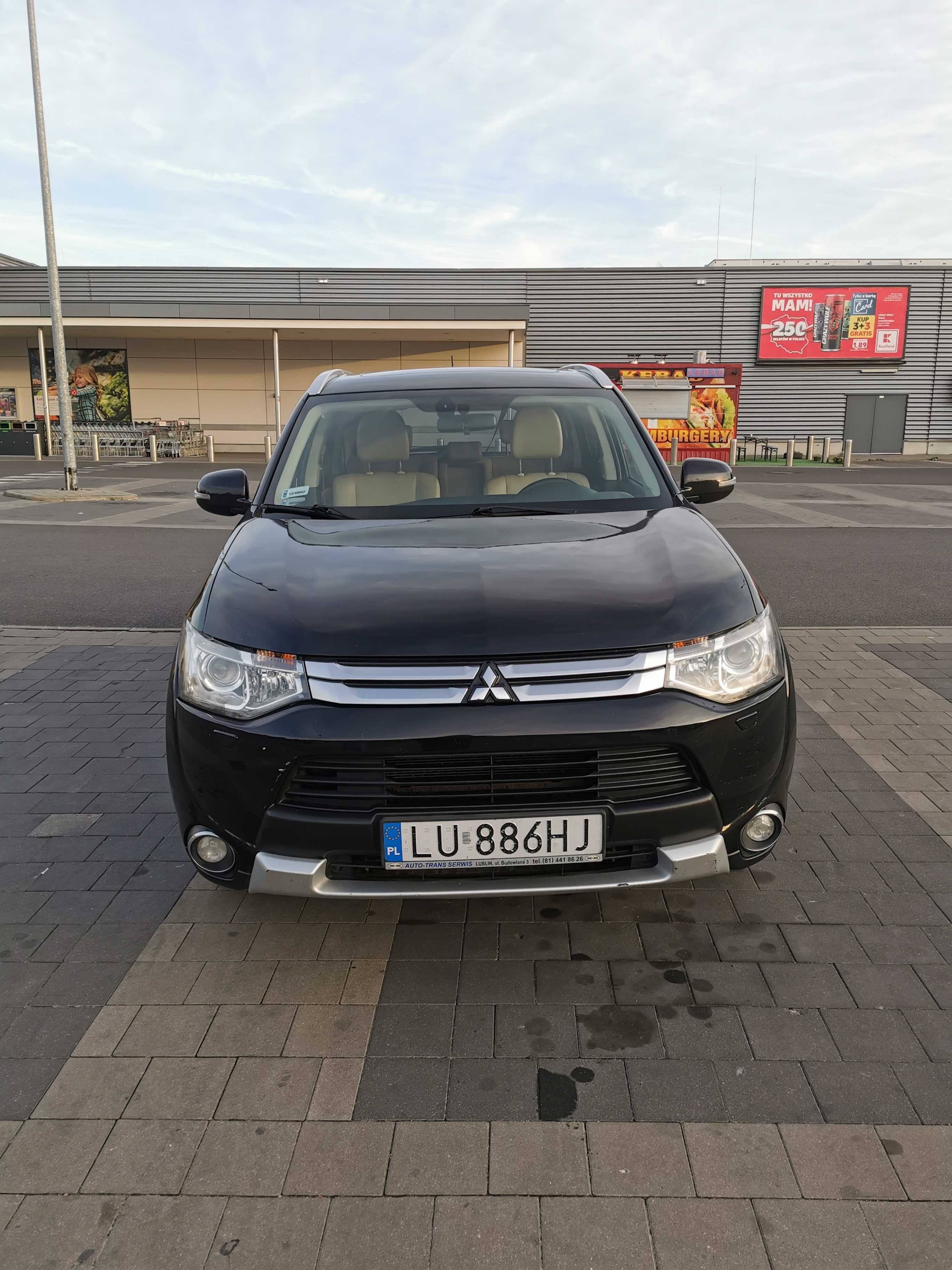 Mitsubishi outlander bogato wyposażony 2014 2.2D 7 miejsc faktura vat