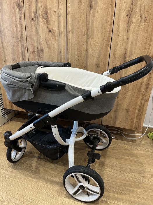 Wózek Bebetto Luca 2w1 – gondola + spacerówka, komplet akcesoriów