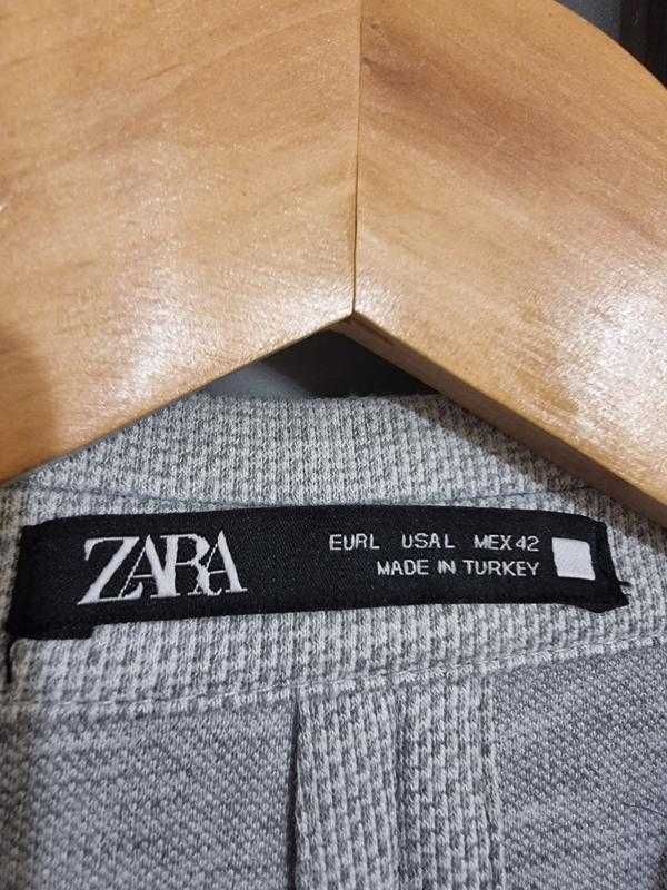 Чоловічий костюм Zara