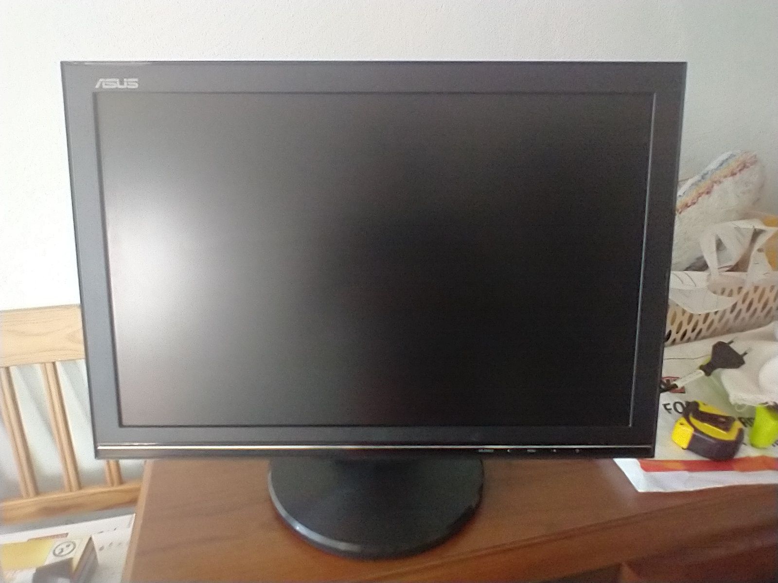 Monitor LCD ASUS VW192DR 19"