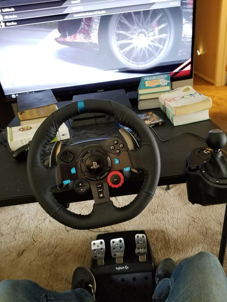 Volante Logitech G29 com pedais e caixa de mudanças – PS4/PC