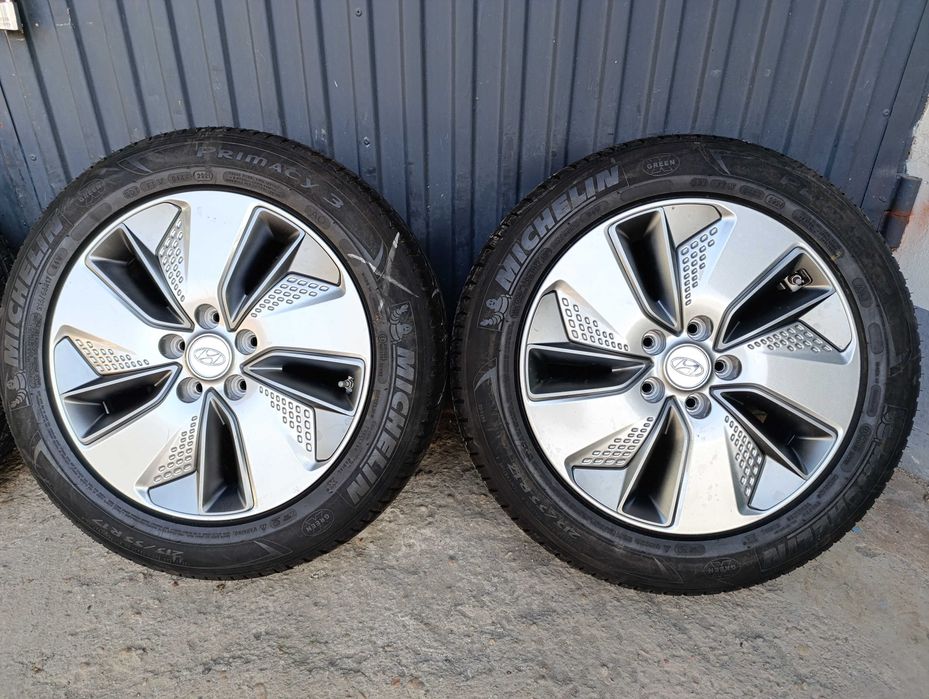 Koła Kia Optima, Niro, Hyundai Kona 5x114,3 7J ET50 215/55R17 Michelin