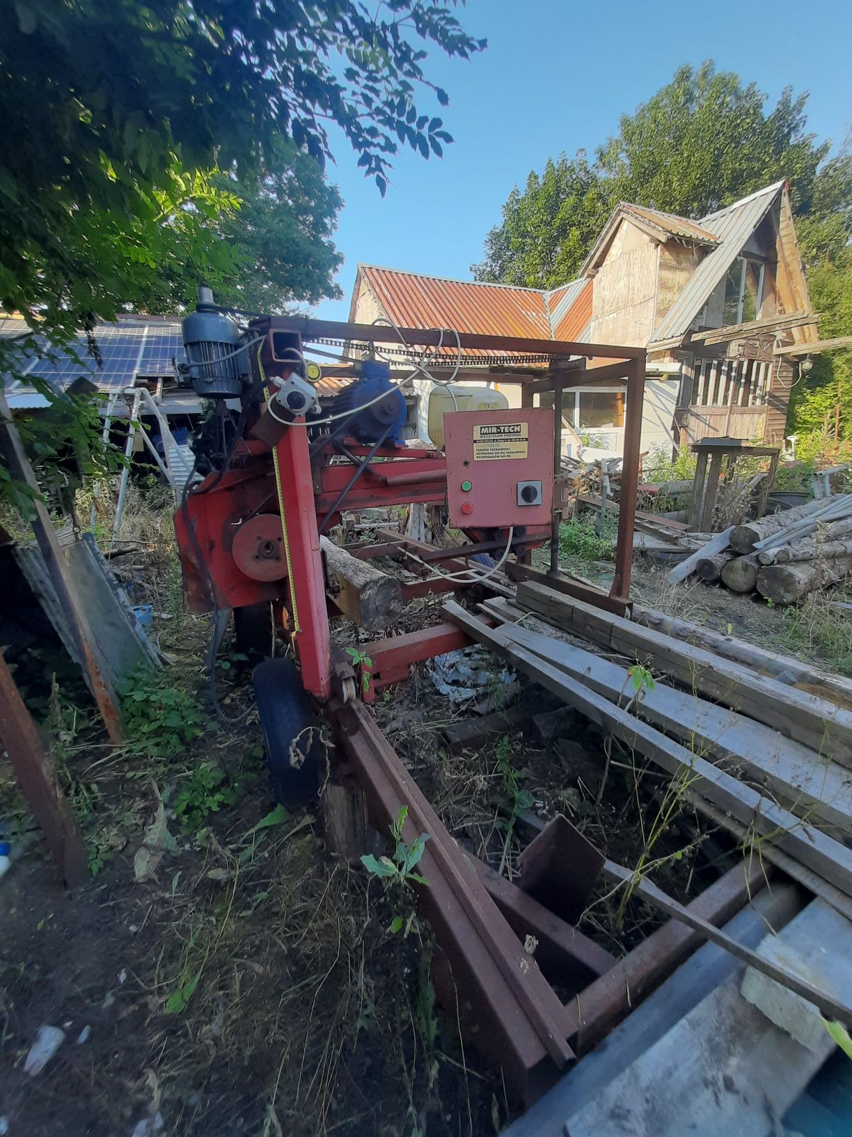 Dwa mobilne traki poziome