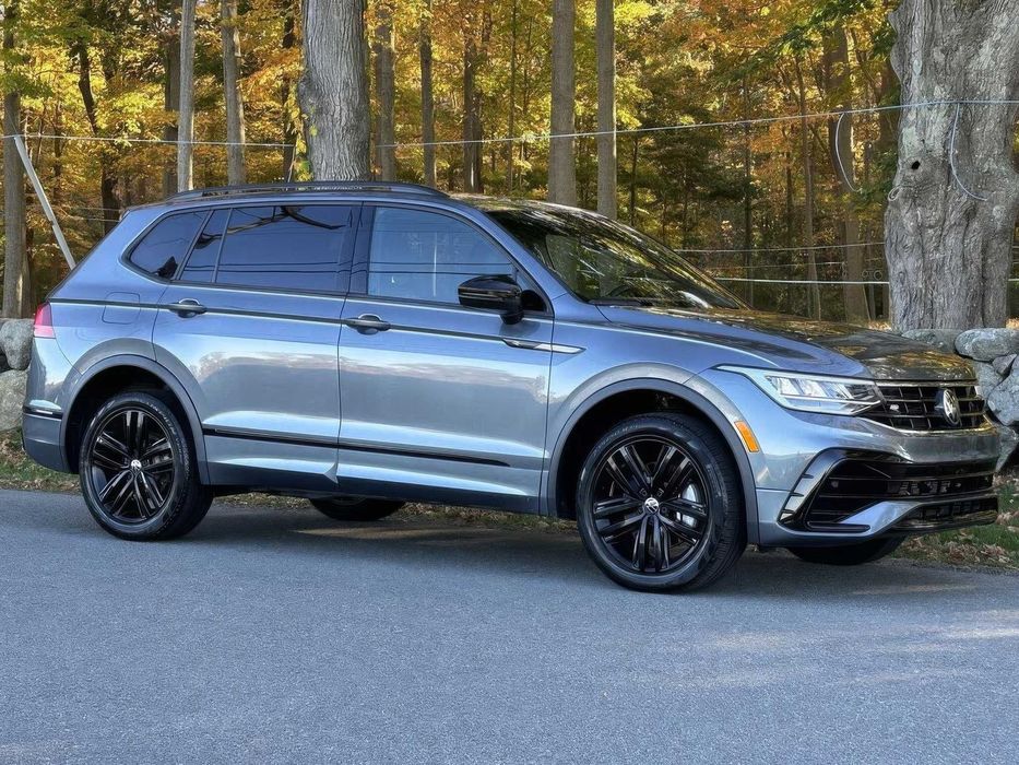 Volkswagen Tiguan SE R-Line Black 4Motion      2022