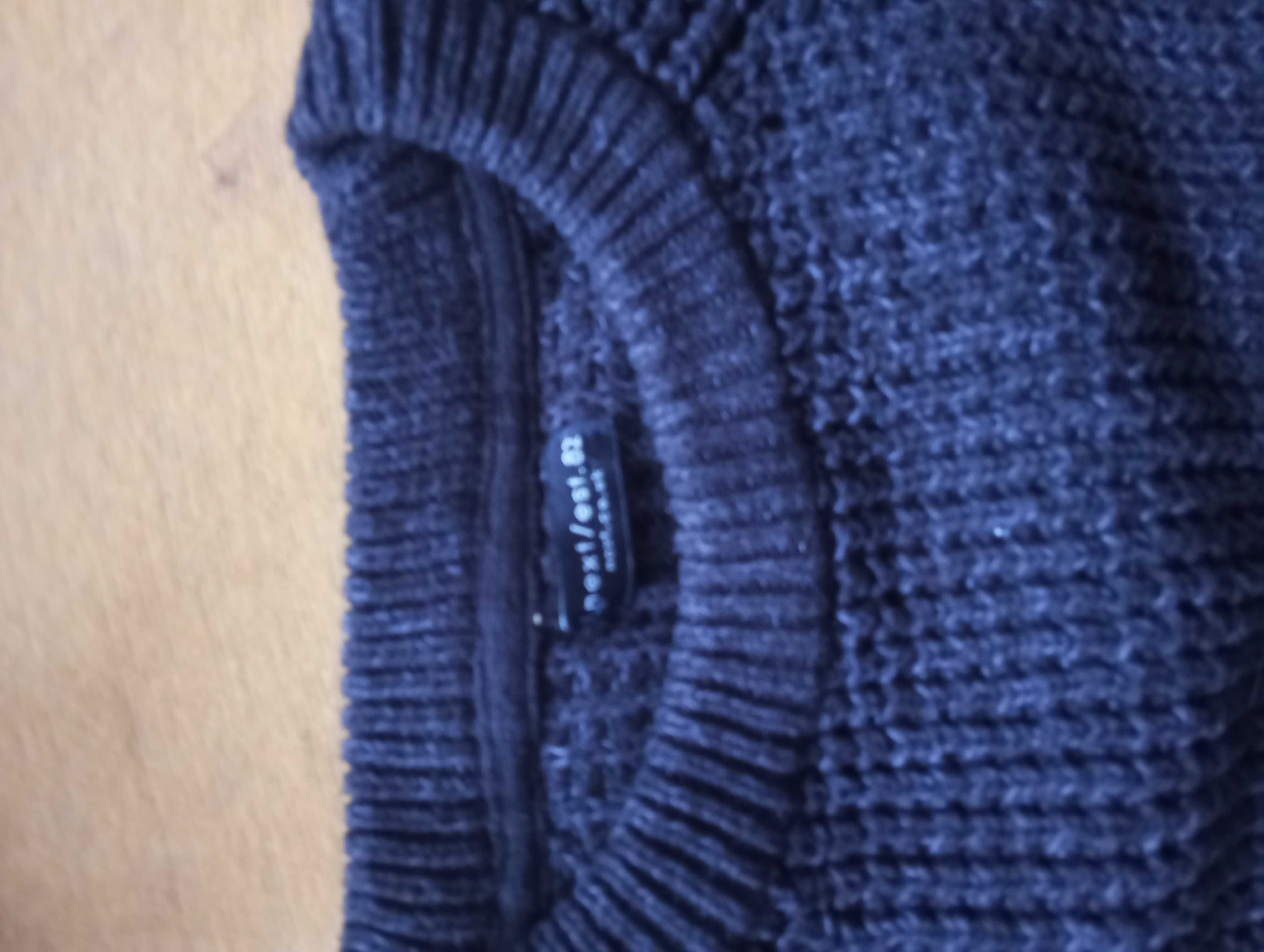 Продам вязаный свитер на 12 лет