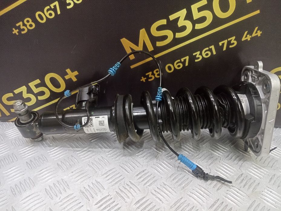 Стойка права BMW X5 G05 Стійка задня амортизатора БМВ Х5 Г05 Шрот