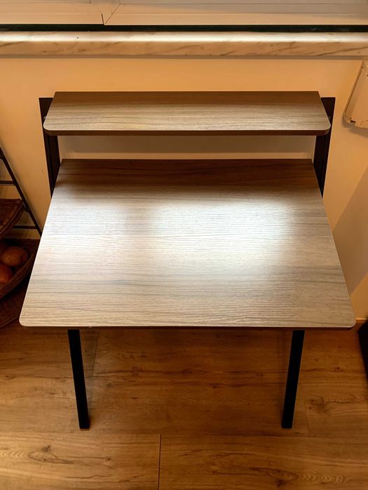 Secretária dobrável de fácil arrumação