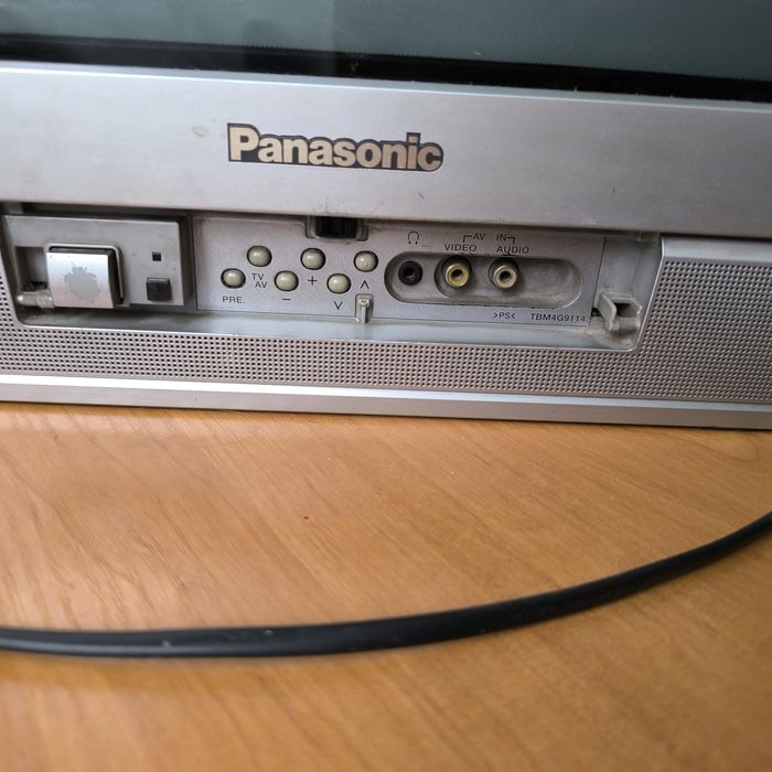 Телевізор Panasonic в робочому стані