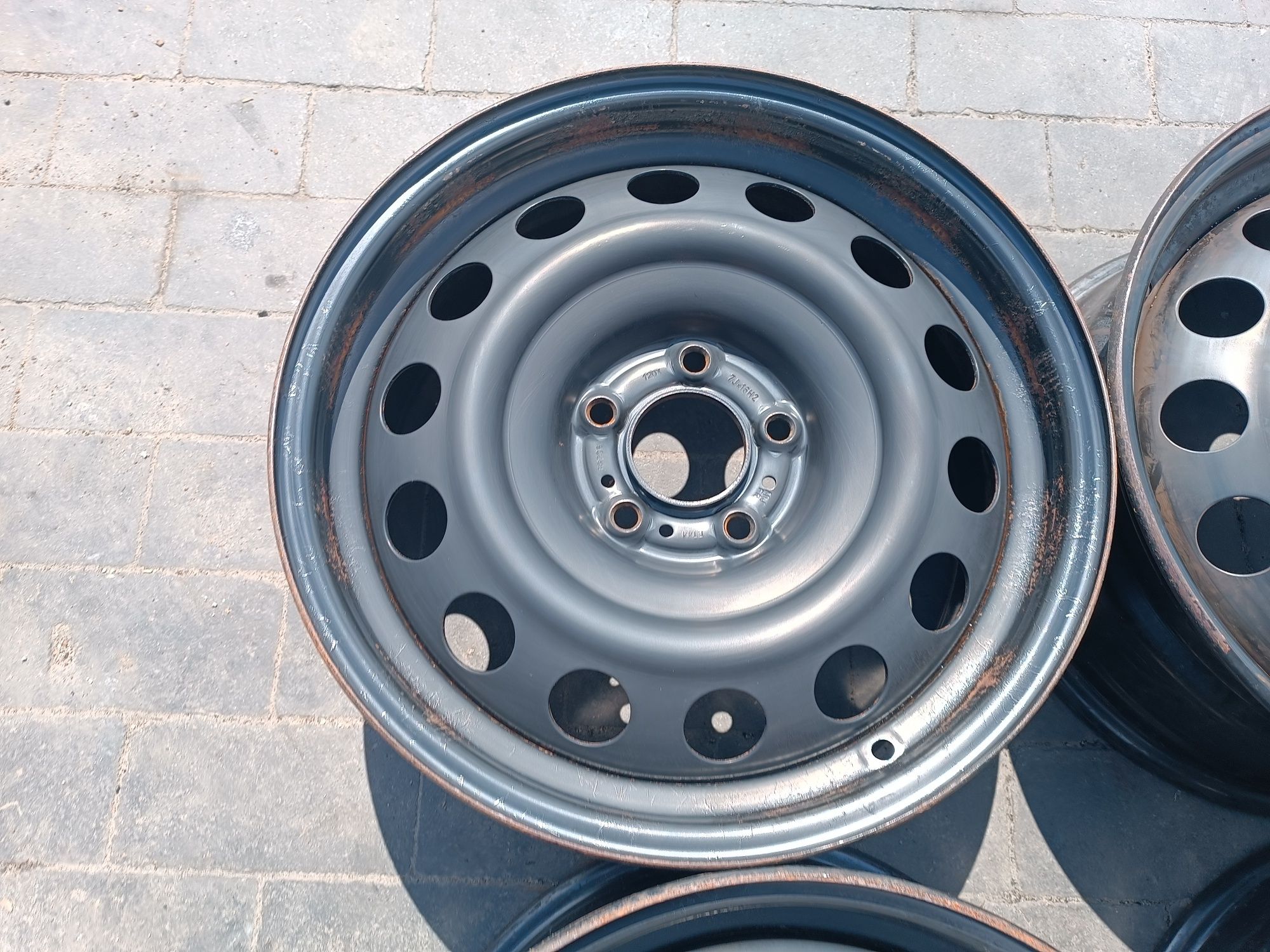 Felgi stalowe Opel Grandland X 5x108 ET44 7J16