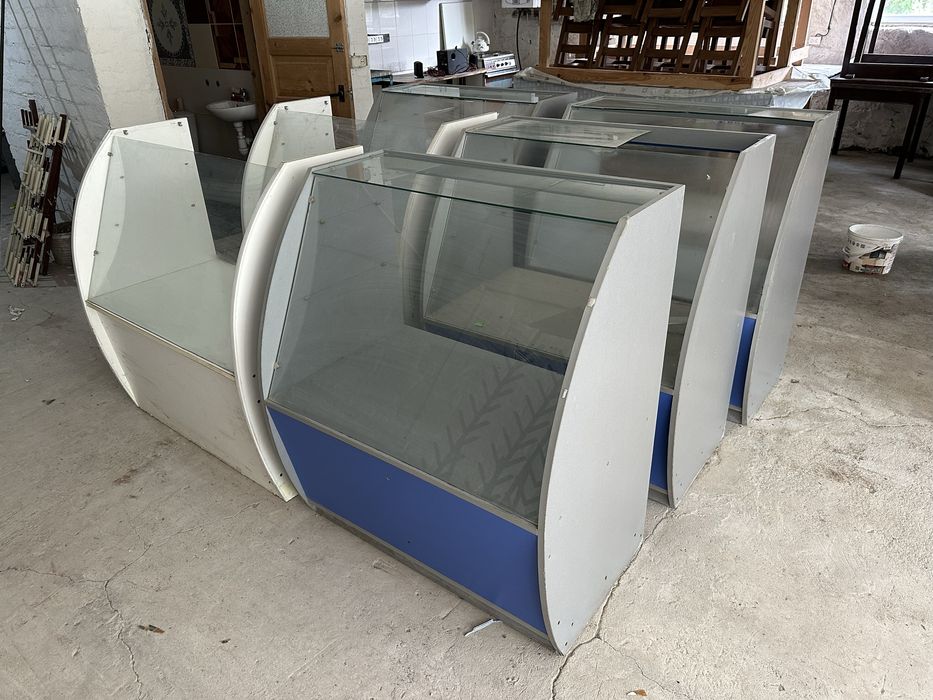 Вітрина скляна торгова шафа прилавок стенд керамічної плитки стелаж