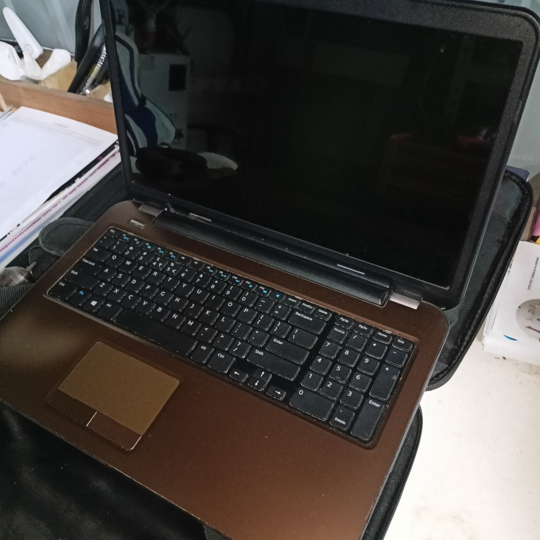 LAPTOP DELL p 17 e torba bateria ładowarka telefon Panasonic gratis !!