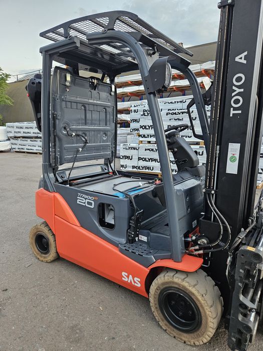 Електронавантажувачі Toyota з Li-ion АКБ. Вилочные погрузчики Тойота