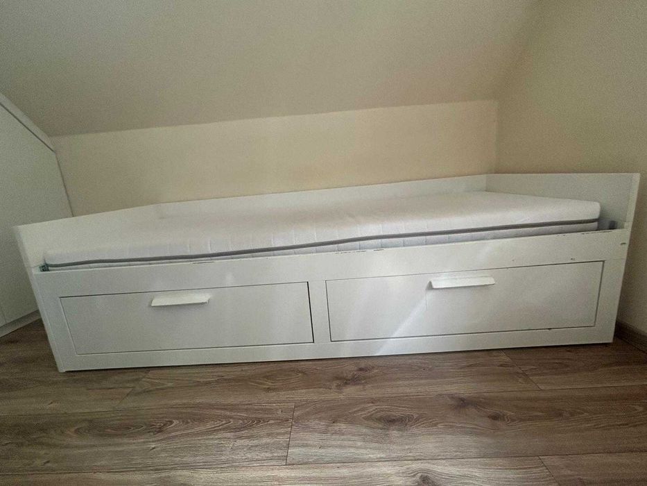 Ikea Brimnes łóżko z materacem i szufladami