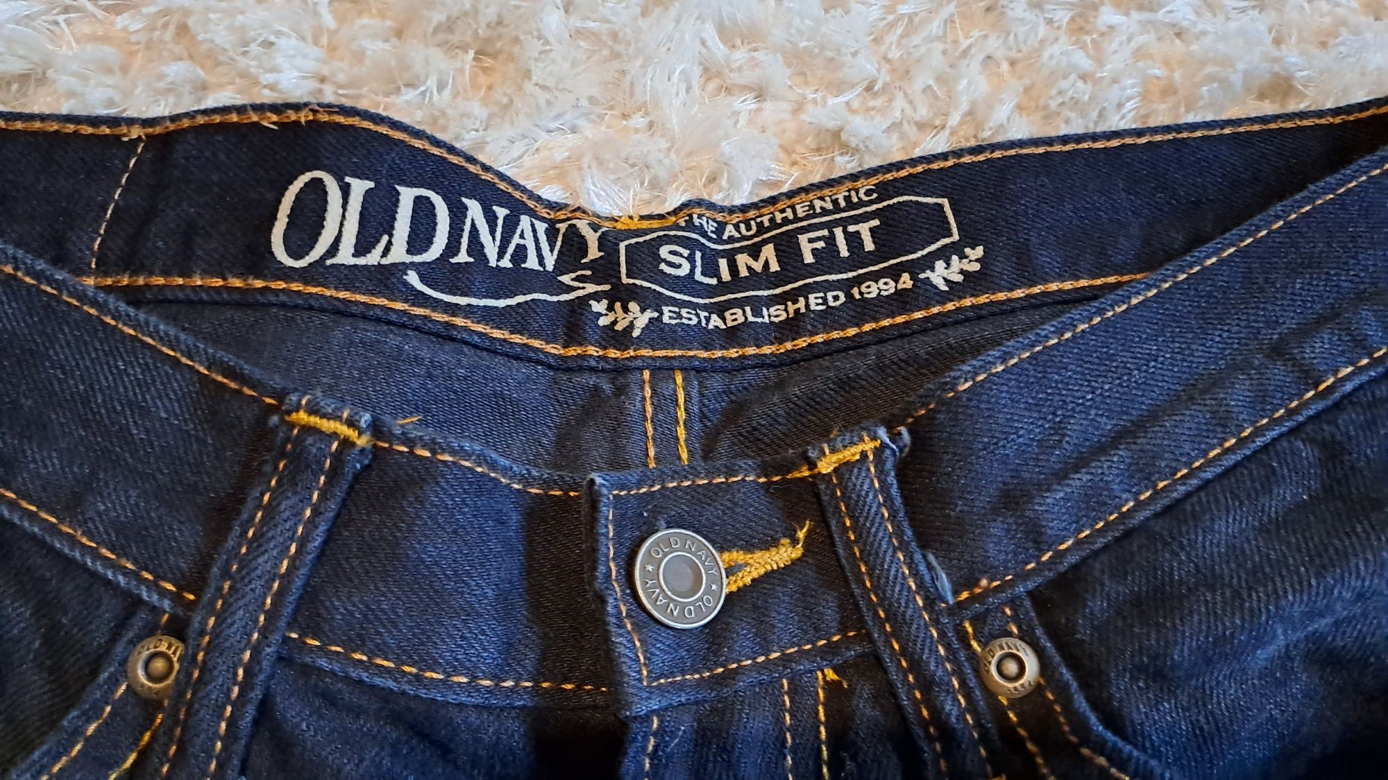 Oldnavy Slim fit,  jesans 30x31, stan bdb, jak nowe

Diesel spodnie je