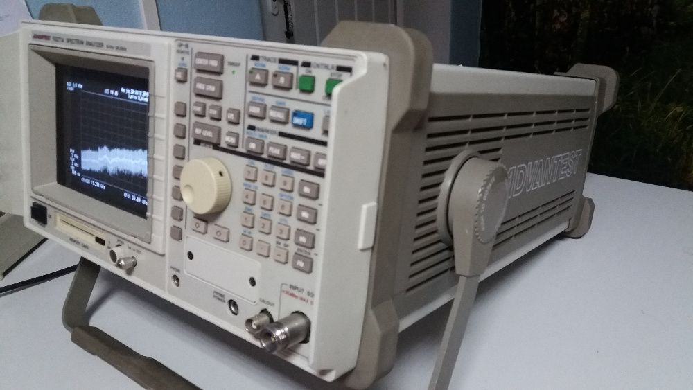 Analisador  Espectro Advantest R3271A 100Hz a 26.5GHz