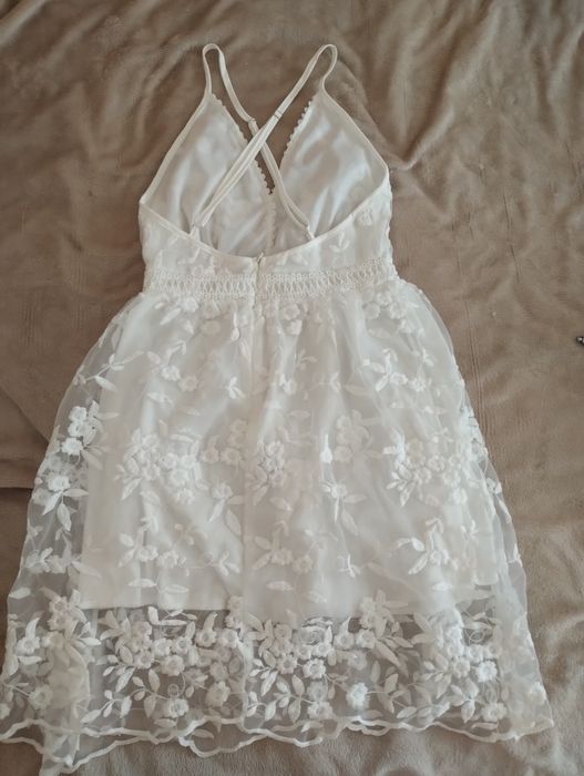 Biała sukienka okazjonalna ślubna koronka kwiaty S
