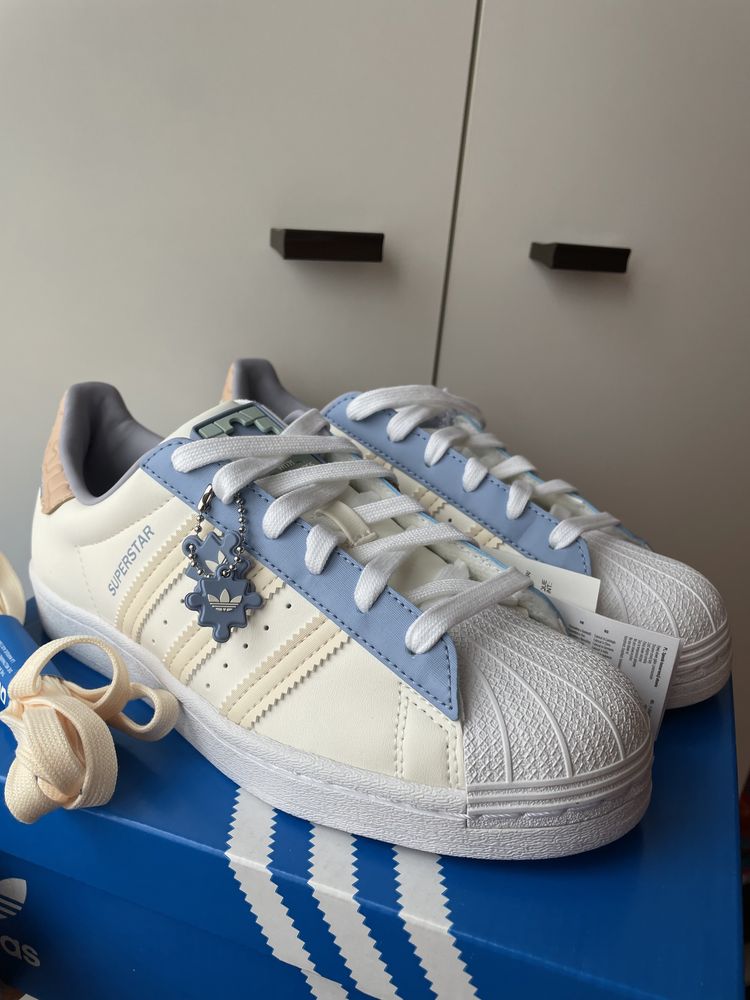 Nowe oryginalne buty Adidas Superstar GZ3413 puzzle