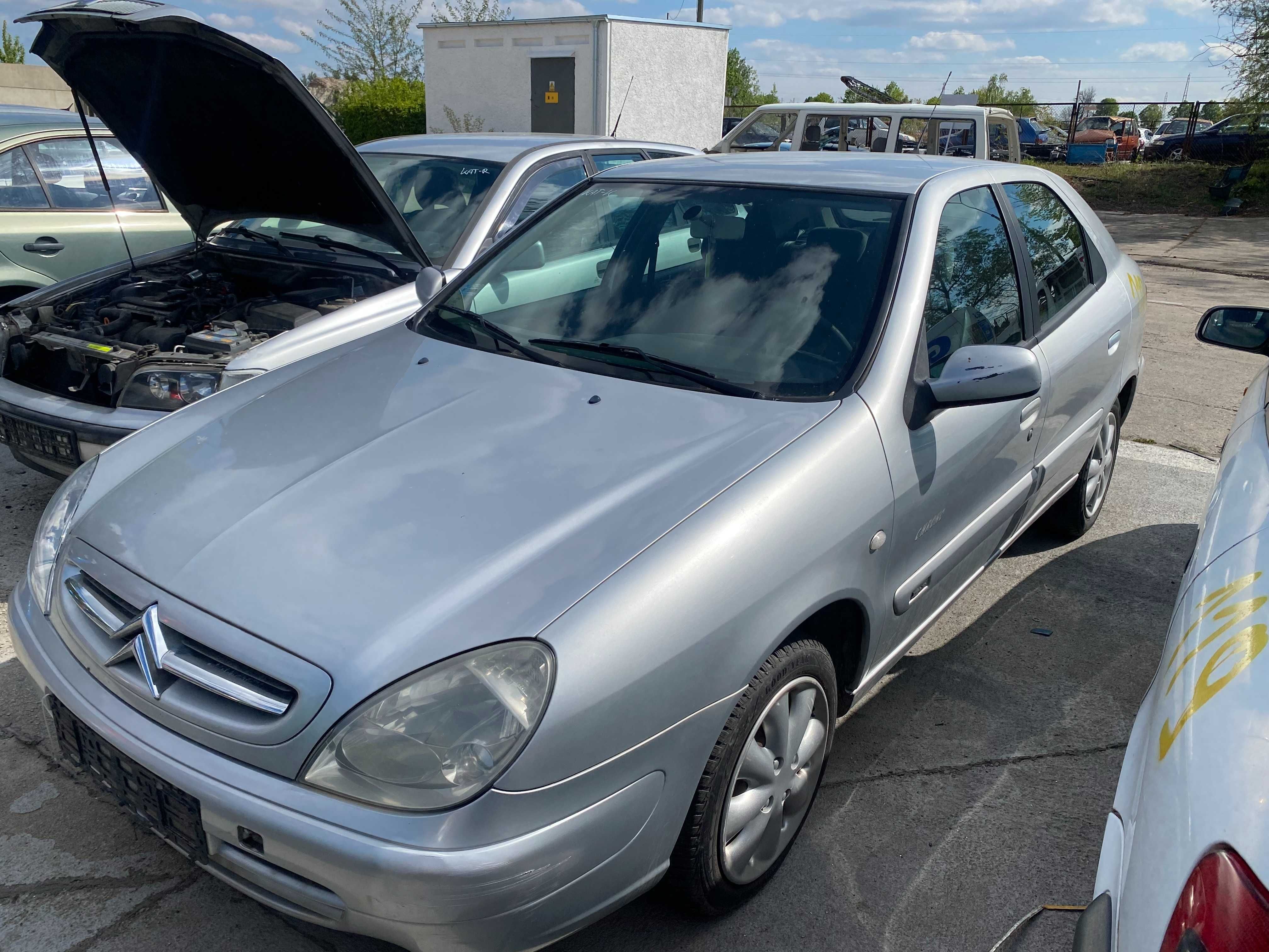 Citroen Xsara 2002rok 1.6 benzyna na części