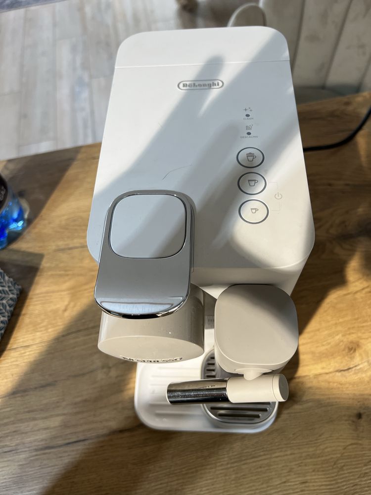 Ekspres do kawy Delonghi