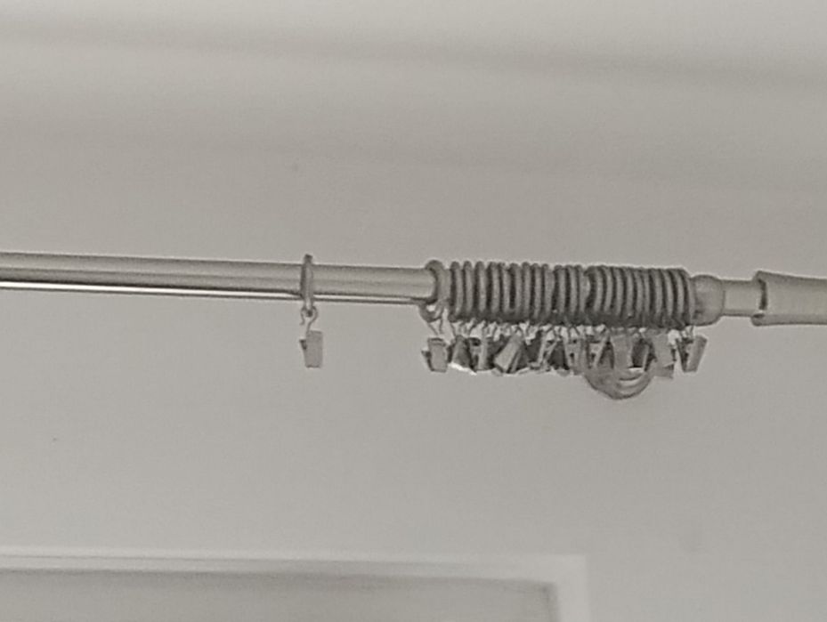 Karnisz metalowy