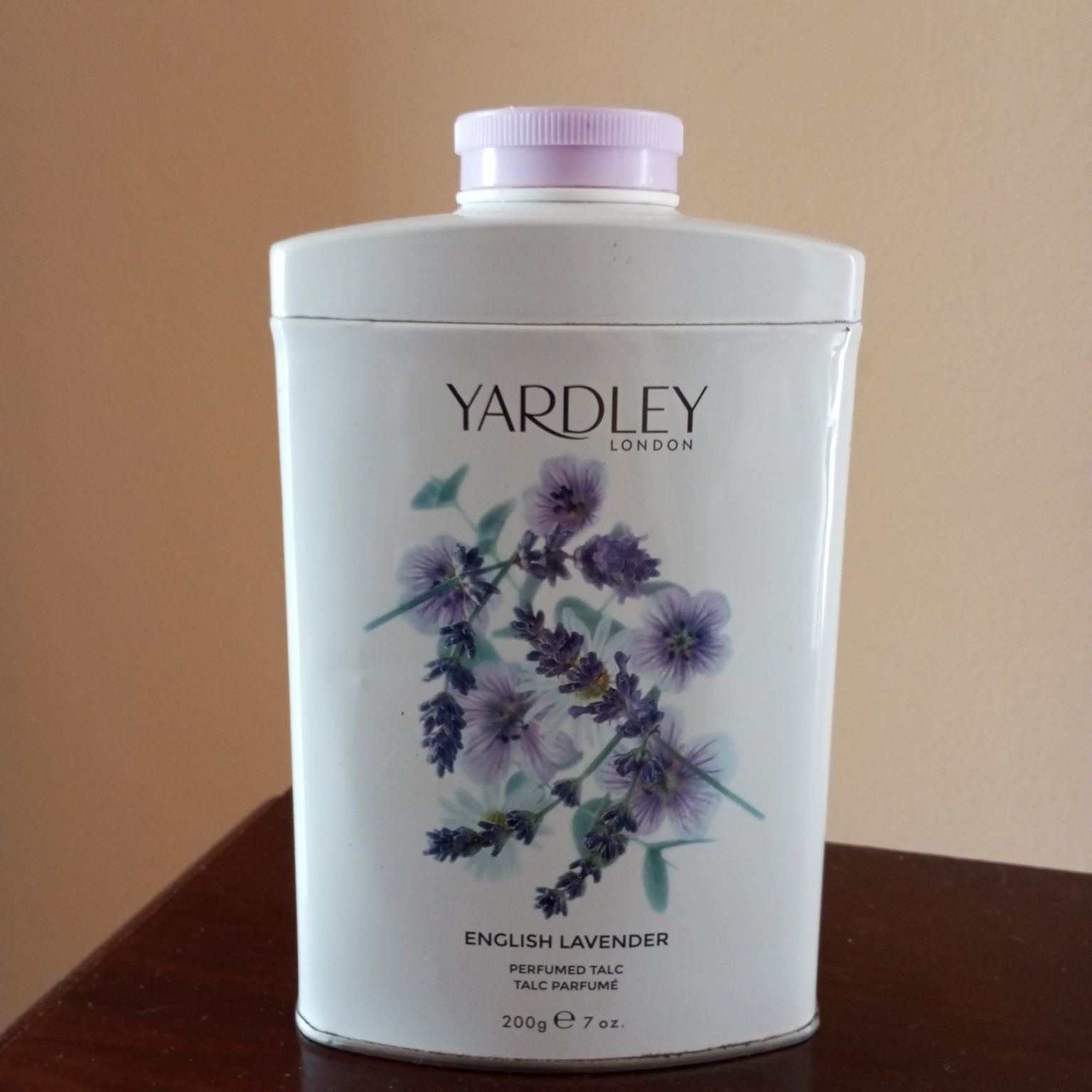 Yardley perfumowany lawendowy talk/ ozdobna puszka