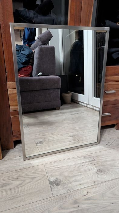 Lustro w stalowej ramie 70x50