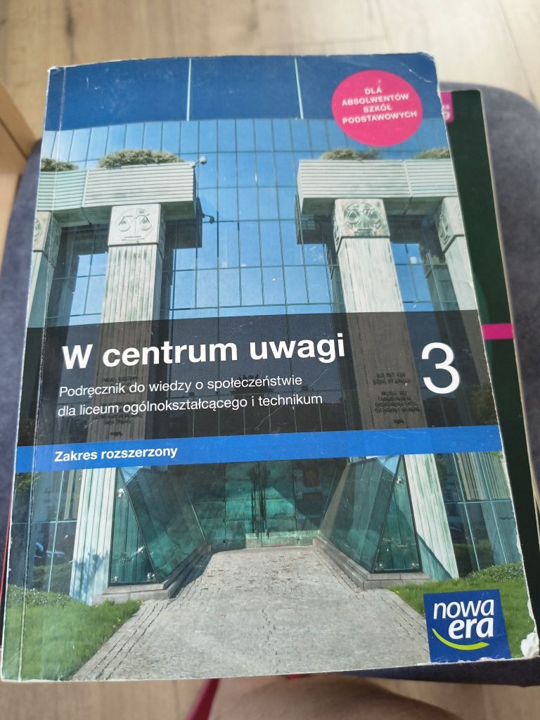 Podręcznik do WOS, W centrum uwagi 3, zakres rozszerzony